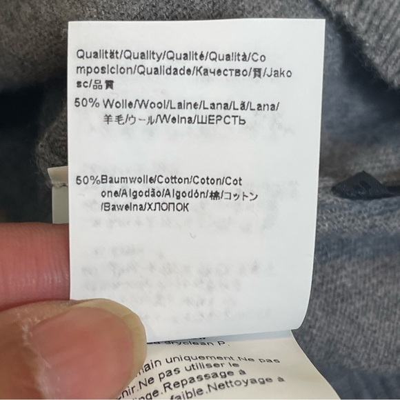 Hugo boss grey v neck sweater - Picture 8 of 10